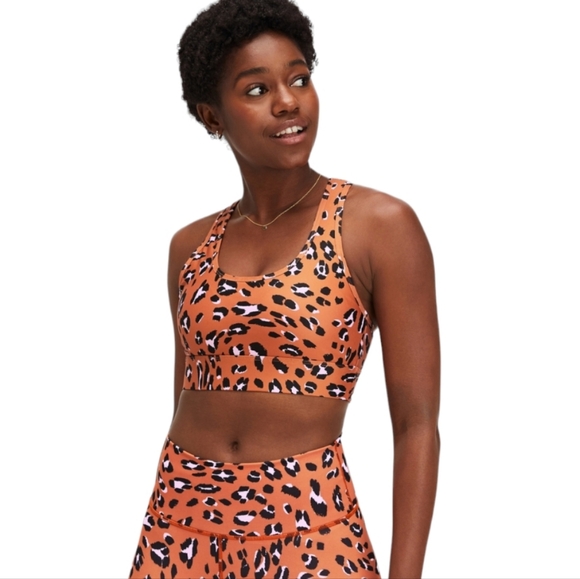 Fabletics Medium Impact Sports Bra - Picture 3 of 8